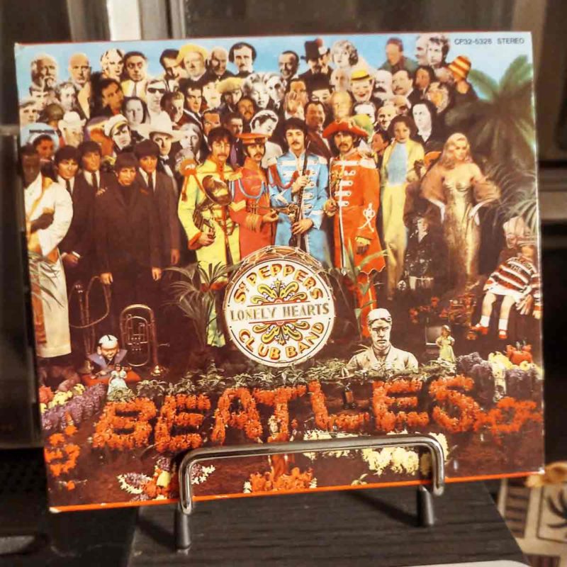 The Beatles / SGT. PEPPER'S LONELY HEARTS CLUB BAND (1974)